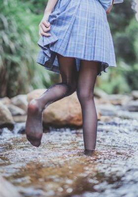 美女露出让男生揉图片-手机高清免费正片国语